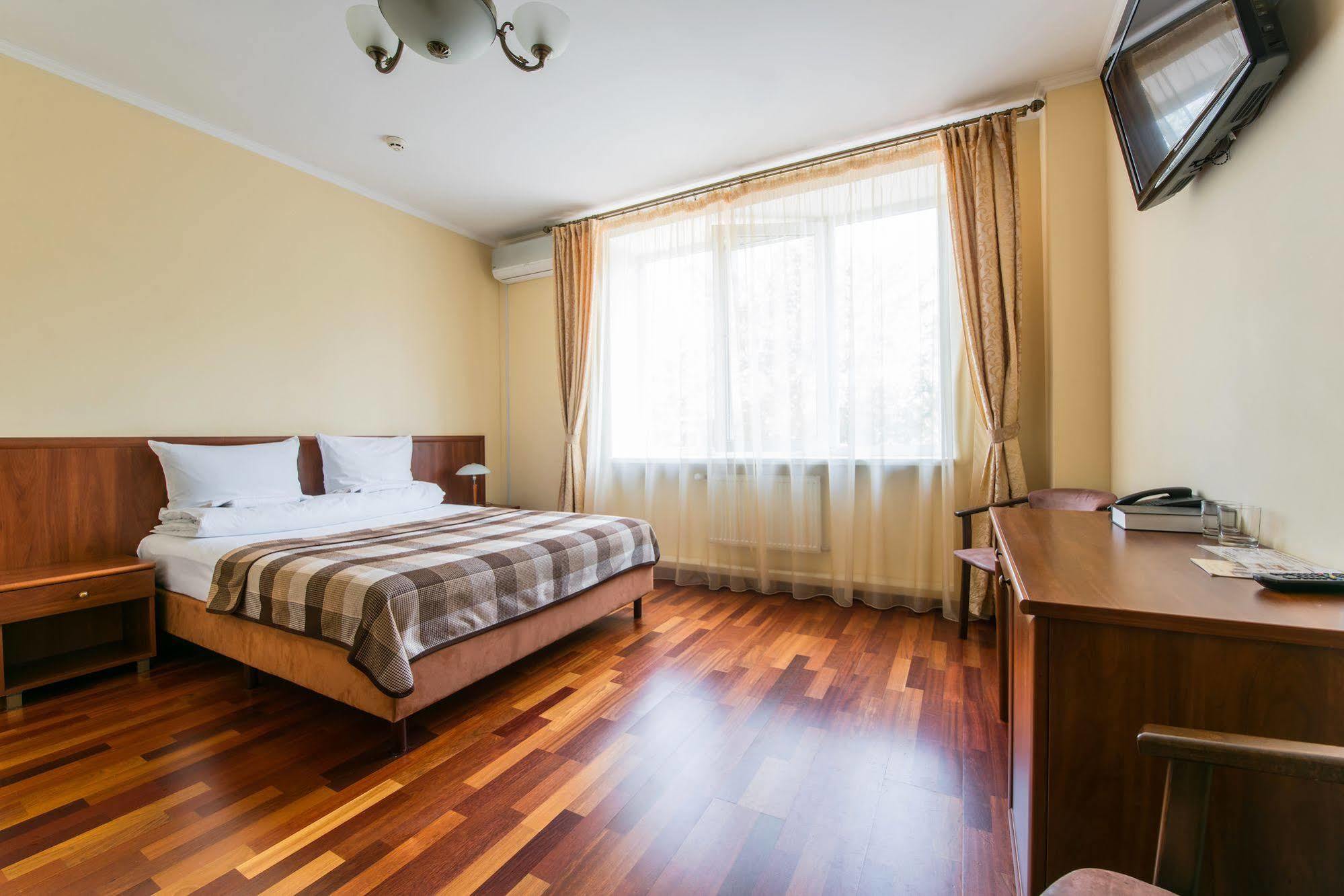 Stanislaviv Ivano-Frankivsk Exterior foto